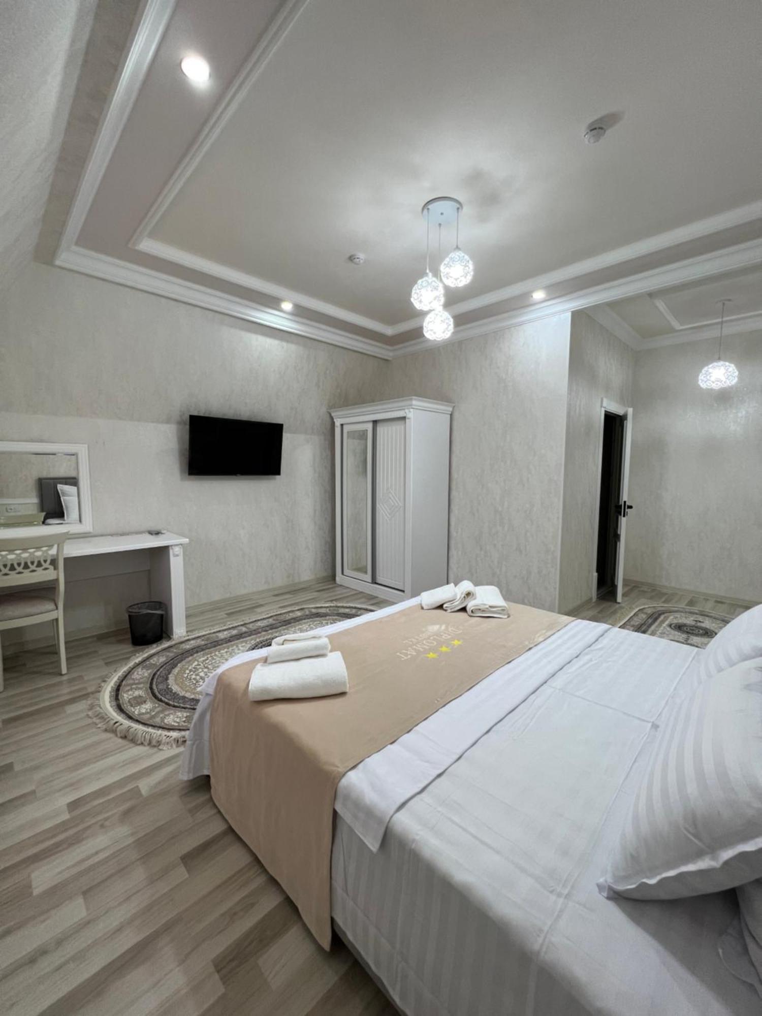 Diplomat Premium 호텔 사마르칸트 외부 사진