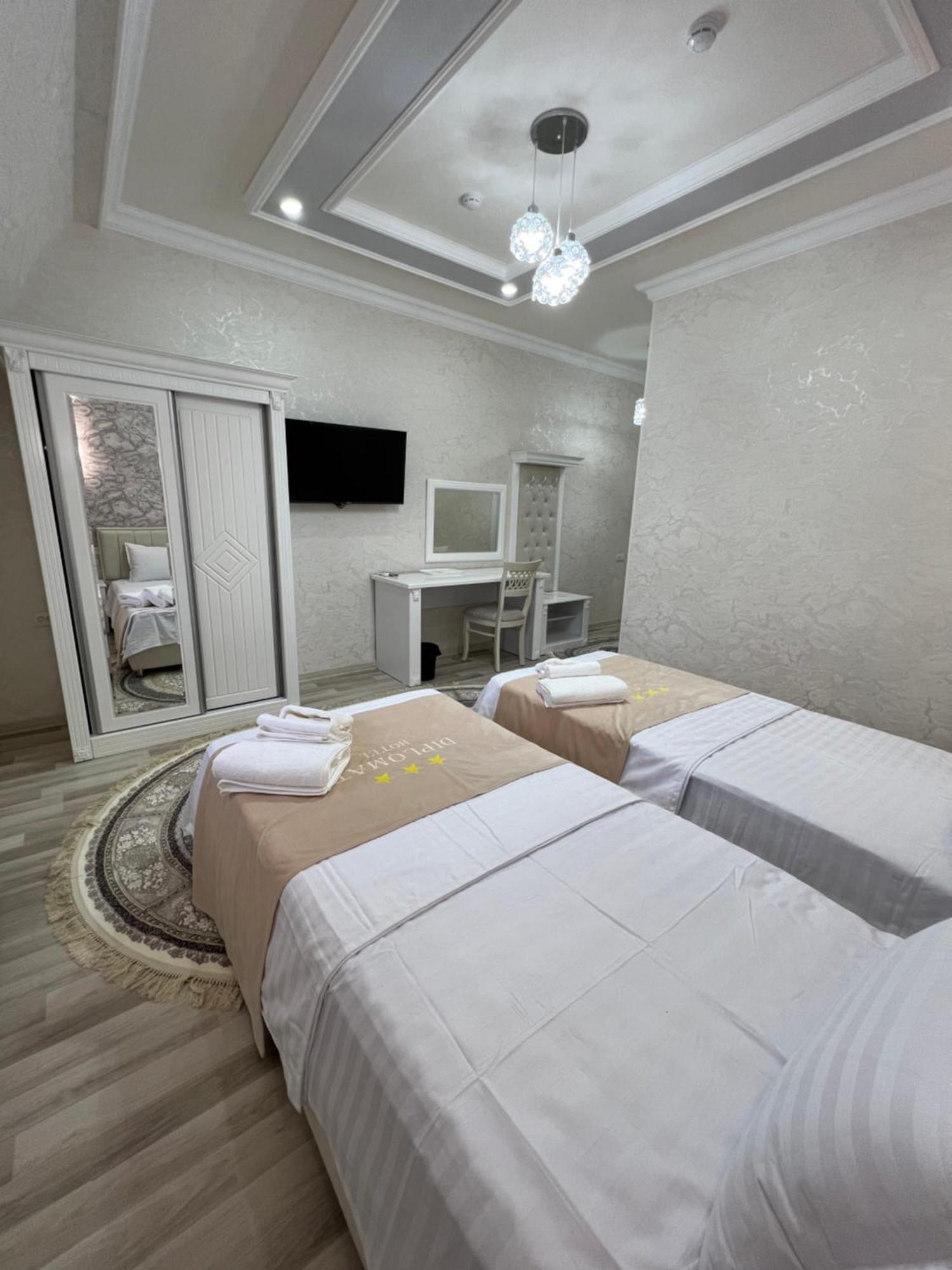 Diplomat Premium 호텔 사마르칸트 외부 사진