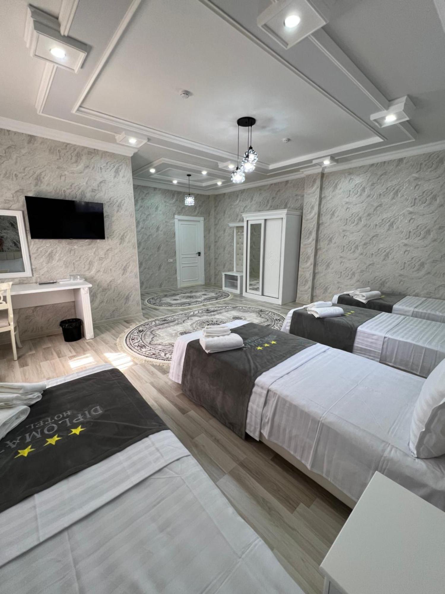Diplomat Premium 호텔 사마르칸트 외부 사진